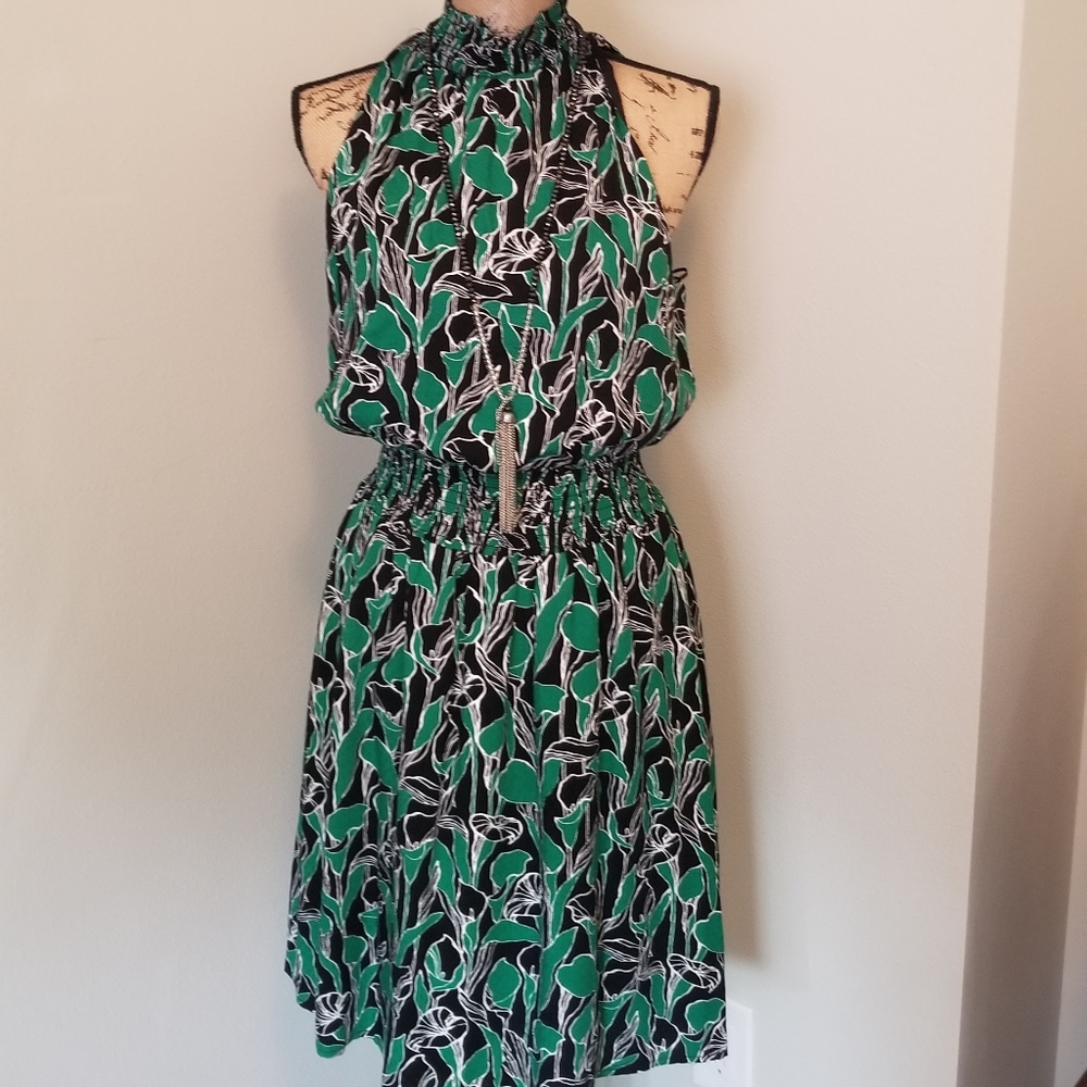 Green light weight sleeveless dress